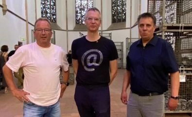 Ihr Paket ist abholbereit des Künstlers Aram Bartholl